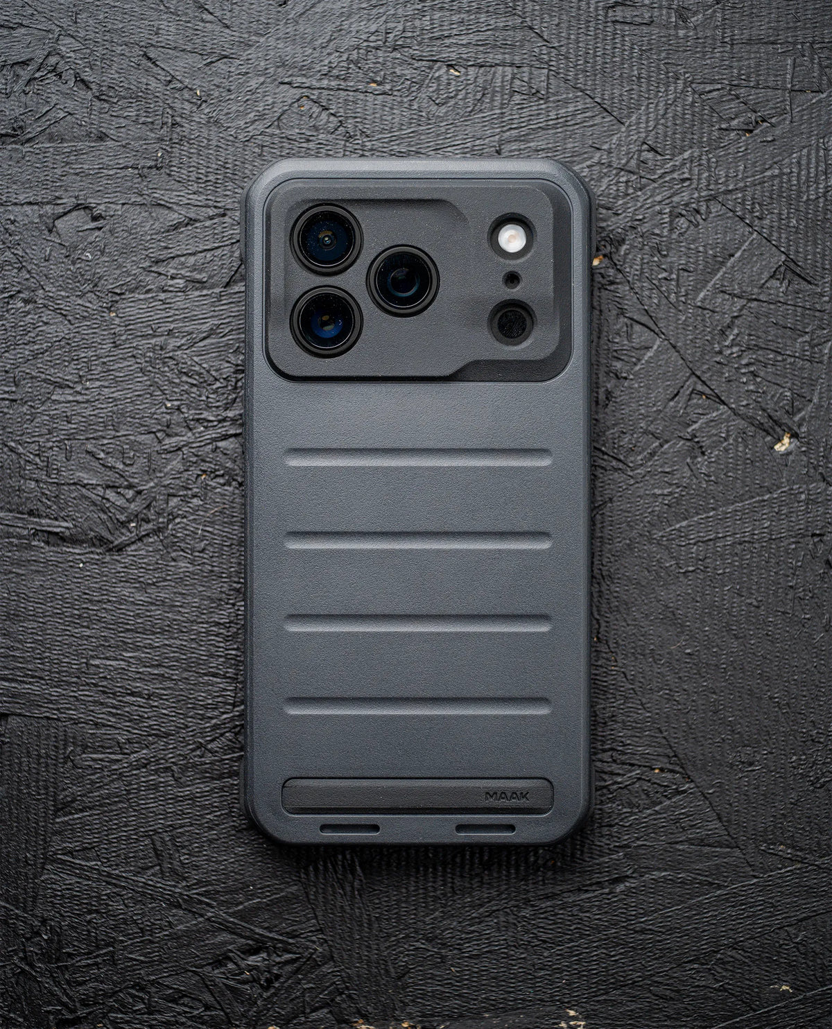 Forge Case_iPhone 18 Pro_Graphite Black