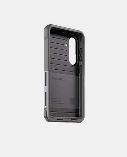 MAAK_S26_iso_front_Graphite Black